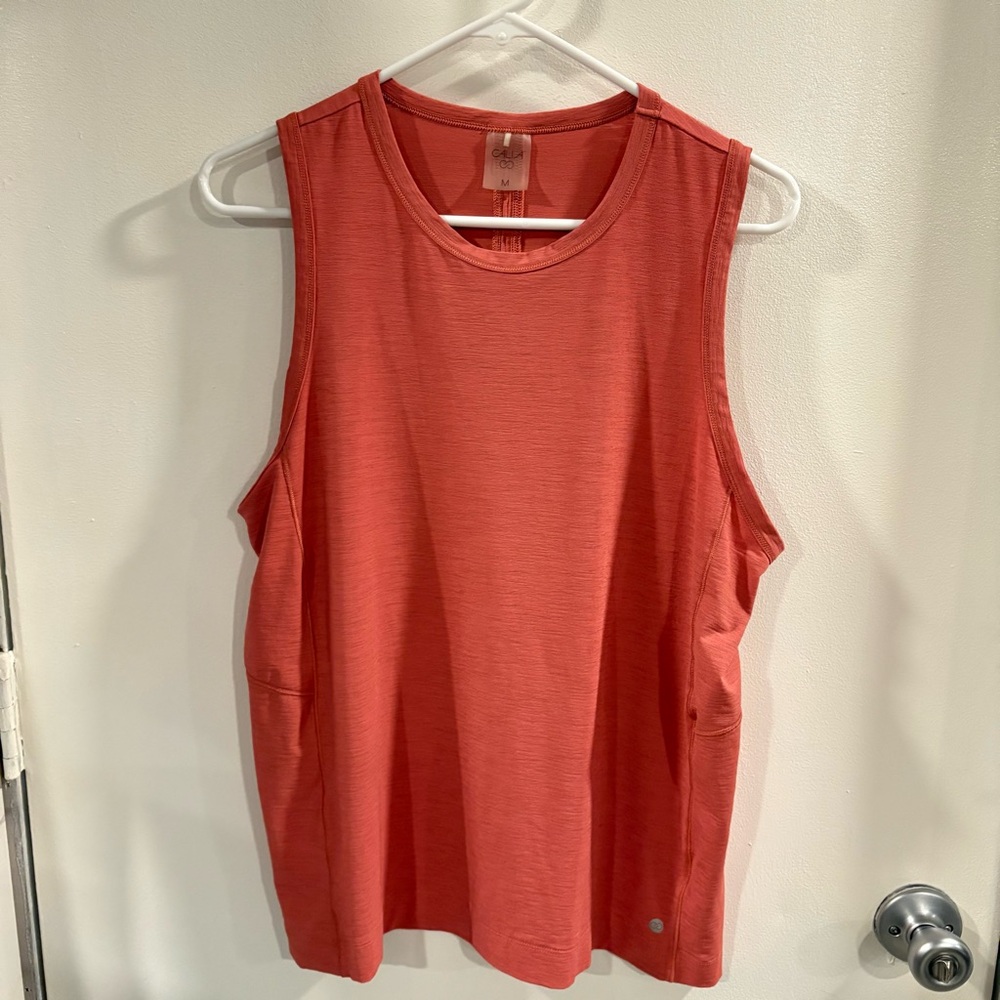 Alia Women's Sleeveless top